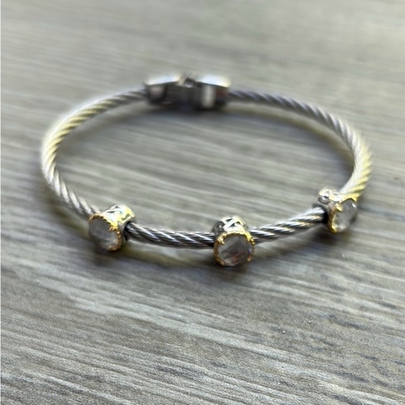 Alor Elegant Silver and Gold Cable Stackable Bracelet 2.5" - Picture 1 of 4